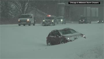 冬季風暴襲！美東降下暴雪　感恩節交通大亂