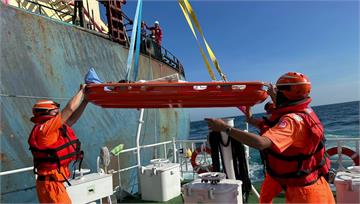 埃及貨輪船員受傷昏迷！ 澎湖海巡馳援搶救
