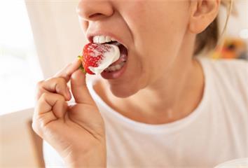 草莓其實不是莓果類！專家揭「真正身分」  網震驚...