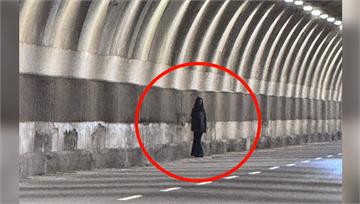 隧道驚見黑影！駕駛嚇到求神拜佛 警追查才知「拍影...