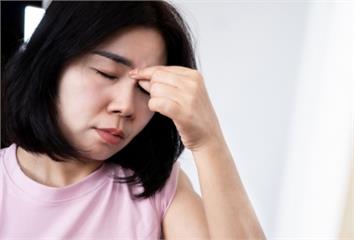 看綠色真的能放鬆眼睛？ 眼科醫解答「2種綠植」護...