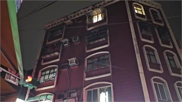 桃園民宅深夜氣爆 7旬婦不治身亡、1女嗆傷送醫