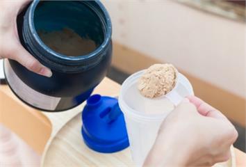 乳清蛋白「濃縮型、分離型、水解型」差在哪？　專家...