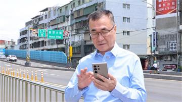 川伯首登Threads！李四川站華翠大橋旁玩「滑脆」諧音哏