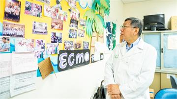 被爆夜赴醫院看病歷「電人」 柯文哲：給建議 .安...