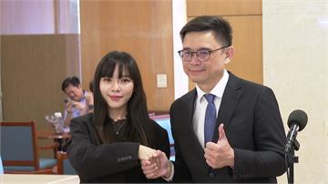 合體賴瑞隆展團結氣勢 黃捷參選綠高雄黨部主委