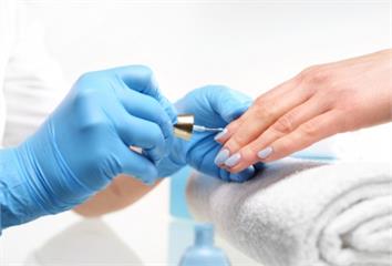 水晶指甲常見引發4種疾病  皮膚科醫師呼籲一定要...