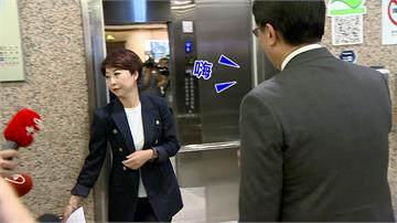 尷尬... 謝龍介想握手送暖 陳亭妃變臉甩頭走人