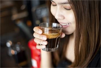 自己泡的咖啡苦又澀？專家揪「影響味道4大錯誤」 ...