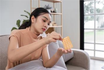 「感冒吃維他命C」好得快？1萬人研究揭結果 很多人補錯幾十年