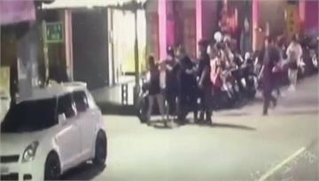 酒後失控？！ 越籍女與男友爆衝突 當街怒毆