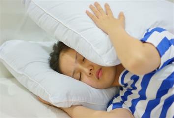睡不著！營養師公開「10個好睡習慣」：真的管用 ...