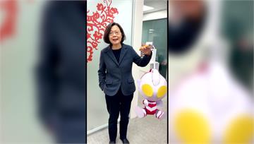 陳其邁又搞事！蔡英文收「超巨提燈」驚呆 發放時間...
