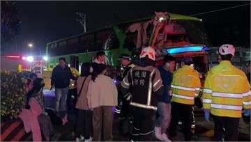 桃園蘆竹遊覽車撞貨車！ 19名外籍移工受傷