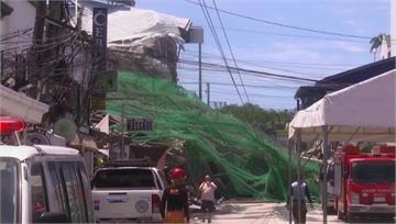 菲律賓9層樓工地大樓突倒塌 恐40人受困瓦礫堆中
