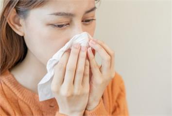 醫教「5點分辨流感or感冒」  小心晚上咳嗽、隔...