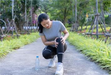 為何運動後都腰痠背痛？  復健科醫揭「4大常見錯...