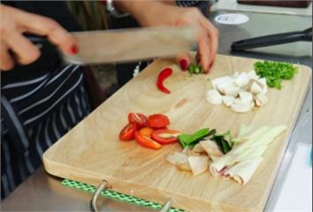 生薑穩血糖、抗發炎還能改善經期不適！ 營養師：「...