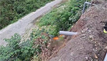 花蓮7旬婦超商旁搬物品疑失足「摔5米深邊坡」 頭...