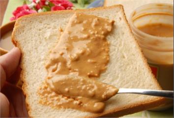 預防肌少症不必猛吃肉！麵包塗這種醬 3匙就有效