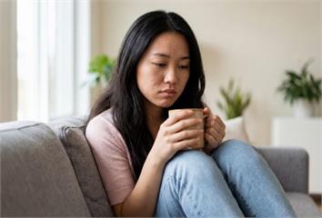 獨處不一定更孤單！研究揭「1習慣」反而放鬆身心 孤獨感更低