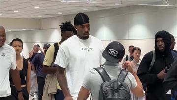 NBA快艇球星Kawhi Leonard抵台　球...