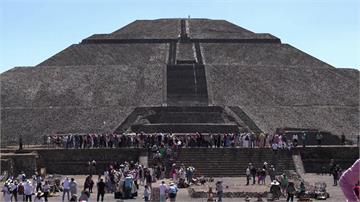 春分吸收太陽能量 墨國太陽金字塔湧遊客