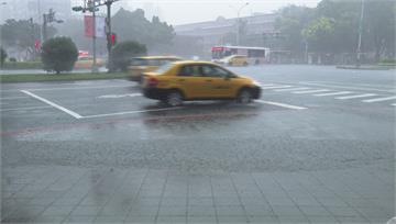 高雄、屏東雨量紫爆！全台持續大雨 專家曝「這天」...