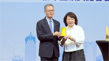 今周刊永續治理城市終身成就獎！ 嘉義市長黃敏惠獲...