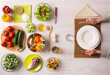 顛覆飲食金字塔！　美國公布2025～2030飲食...