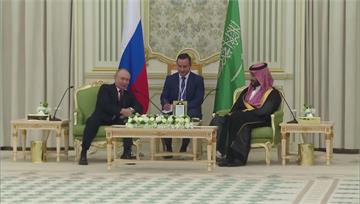 外交突圍出訪中東 普亭會晤沙國王儲談能源合作