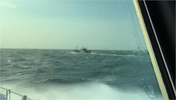 中國7艘漁船越界　澎湖海巡鳴笛、廣播驅離