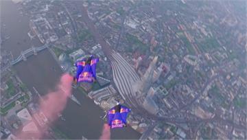 2奧地利跳傘運動員 飛鼠裝穿越倫敦塔橋