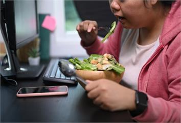 少吃澱粉還瘦不下來？營養師揪「真正元凶」 教你1...