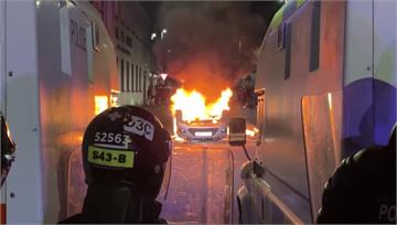 北愛爾蘭「反移民動亂」第3天　警民衝突逾30警傷