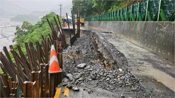 豪雨造成部落聯外道路「路基掏空」！ 台東達仁鄉土...