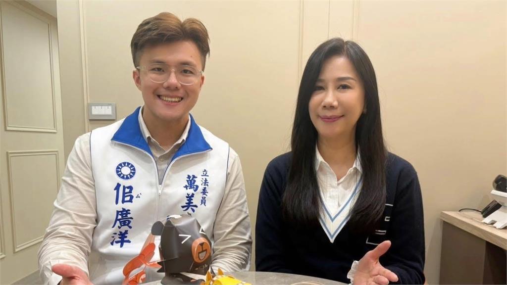 兒子佀廣洋霸凌黑歷史...遭起底白膠抹頭、叫同學阿醜 萬美玲拒回快閃