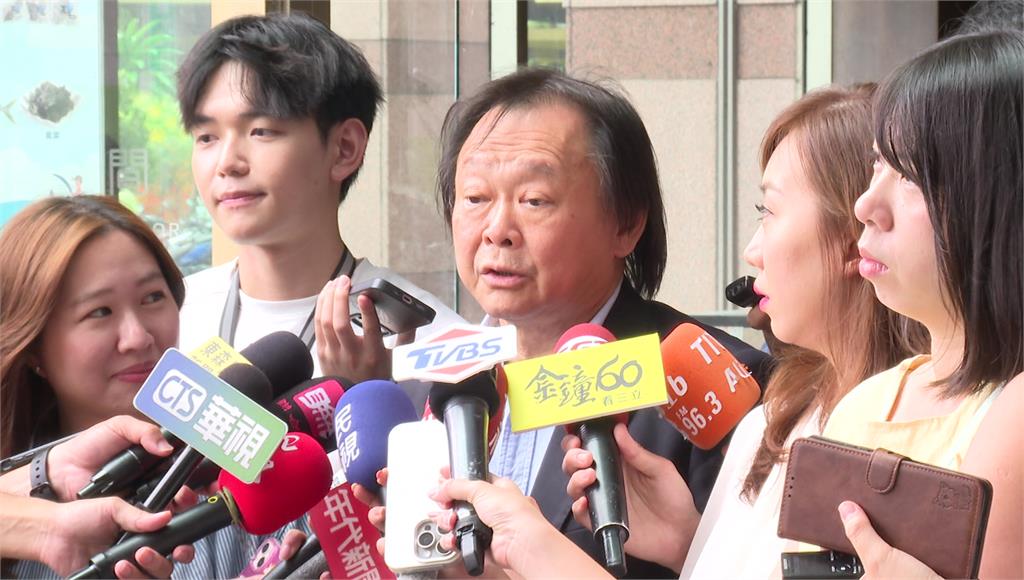 王世堅遭柯文哲點名質詢做秀。圖／台視新聞
