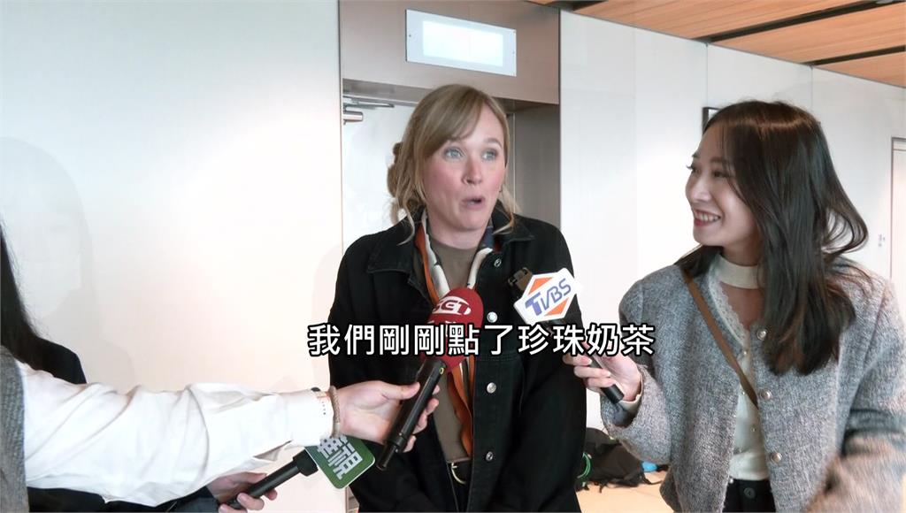 霍諾德91分鐘登頂101寫歷史！愛妻曝他下來首件事：先點杯珍奶