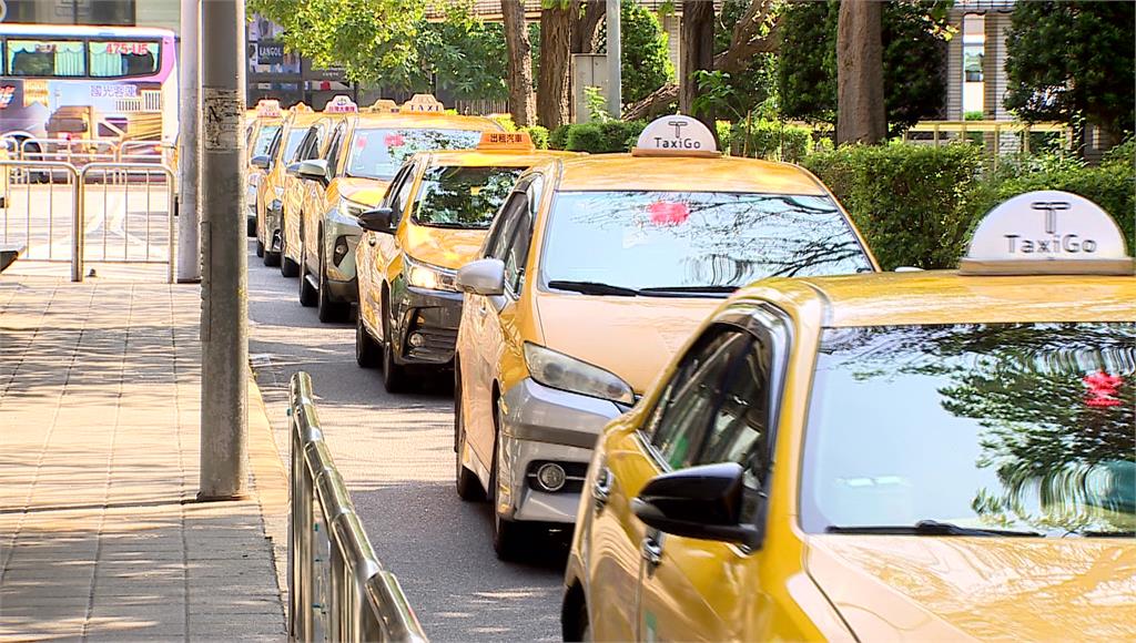 計程車駕駛預計10/31動員近百車輛包圍交通部。示意圖／台視新聞（資料畫面）