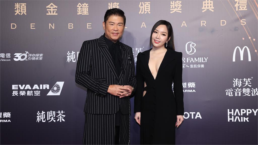 金鐘61／蔡尚樺超深V秀美乳 曾國城虧「她把她的祖先都帶來了！」