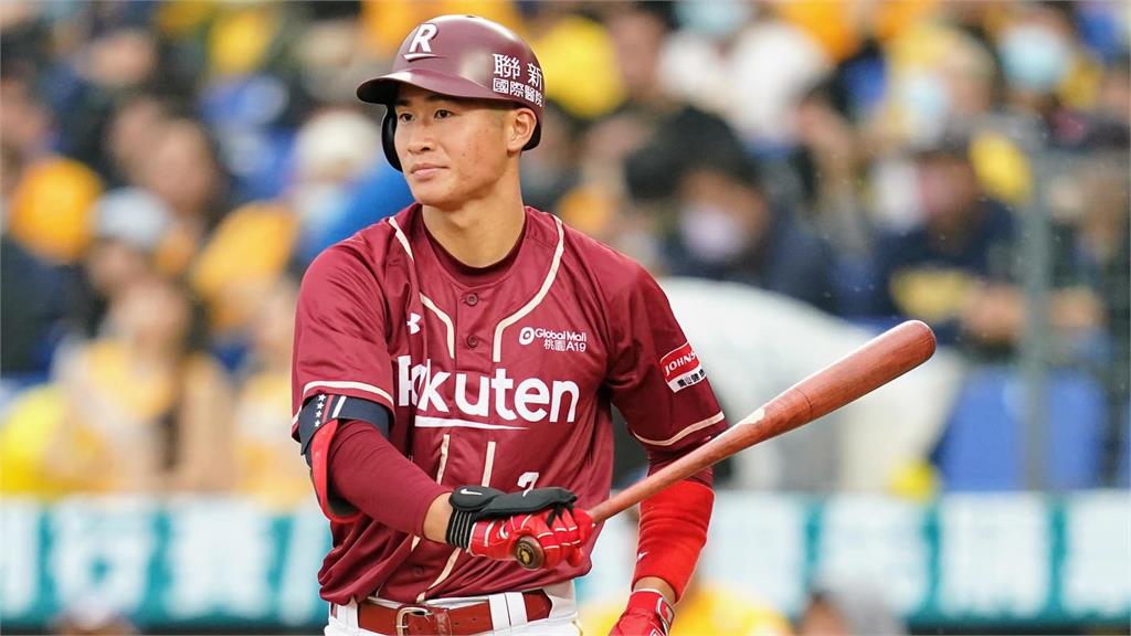 宋嘉翔今天擊出追平轟、再見安打，成為樂天取勝重要功臣。圖／翻攝自Facebook@RakutenMonkeys.official（資料畫面）
