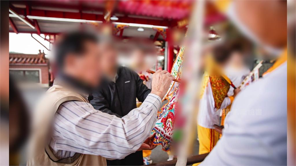 信徒求子心切落入陷阱！8旬主委稱儀式需「裸身」 當眾性侵得逞