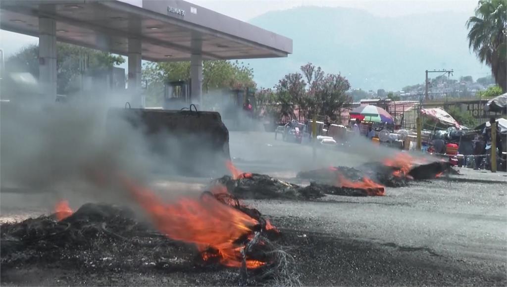 海地局勢一片混亂，美國宣布啟動撤僑專機。圖／路透社、美聯社、CNN