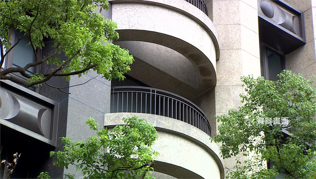 豪宅雙屍案手機破解！ CEO大量買毒、女藥頭落網30萬交保