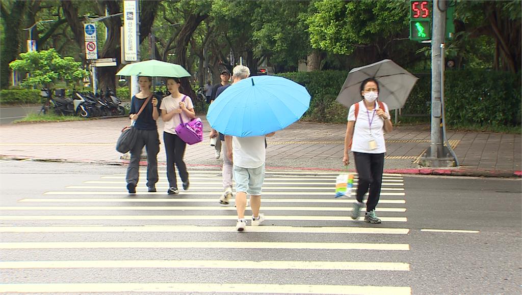 今天晚間起東北季風增強，迎風面北東降雨增。圖／台視新聞（資料畫面）