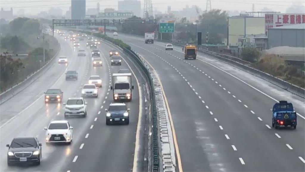 分散車流奏效！國道「亮綠燈」國1國3順暢