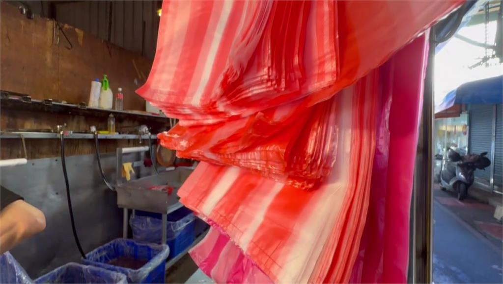 商圈、市場塑膠袋吃緊 經濟部：若買不到可填需求表優先供貨