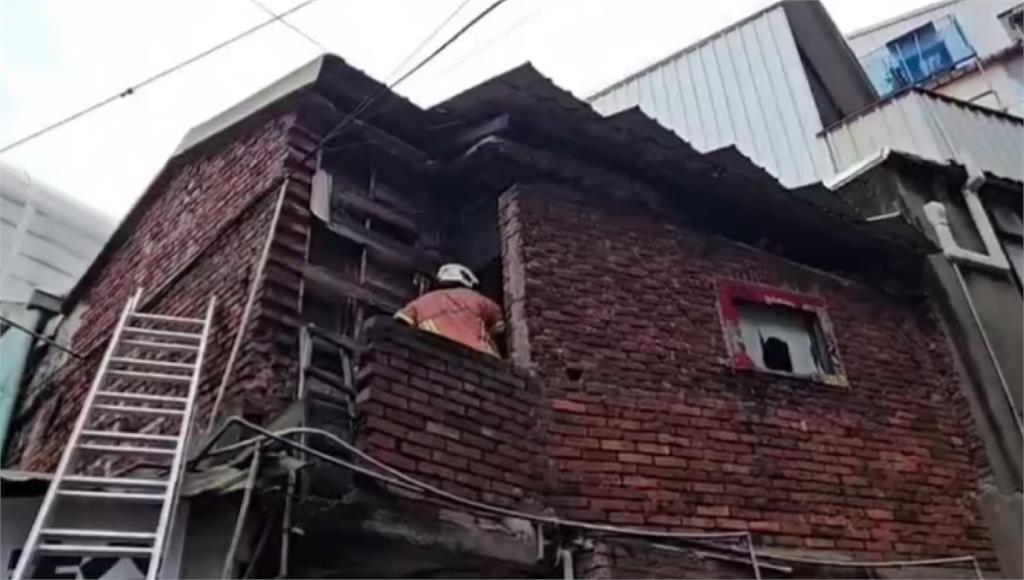 新北土城磚造房突坍塌 1男遭壓受困獲救
