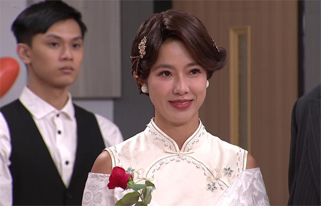 《寶島西米樂 守護》黃瑄旗袍太吸睛 元六傾心猛追求當眾跌倒有夠糗